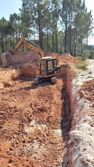 Escavacoes destrocador martelo