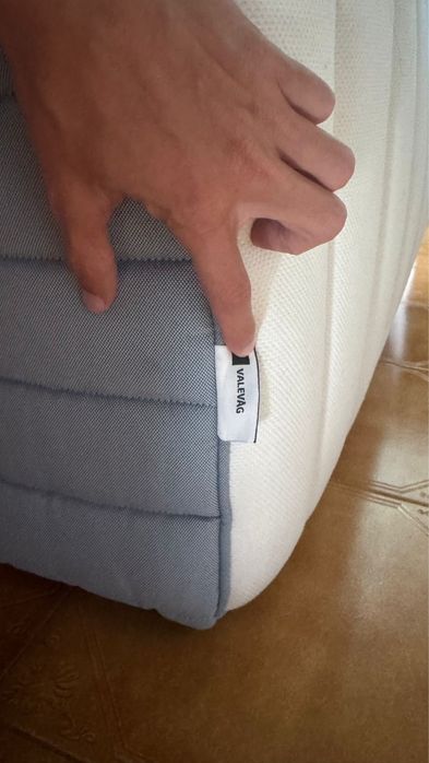 Colchao de casal ikea