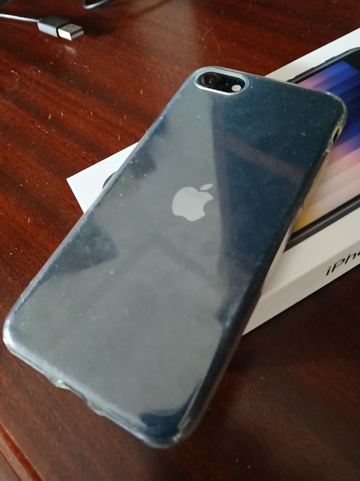 iPhone SE - 64GB