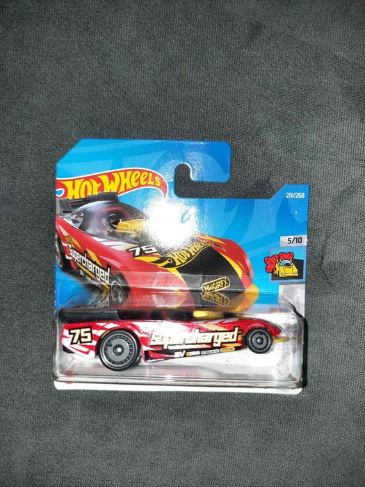 Машинки Хотвілс,Мачбокс