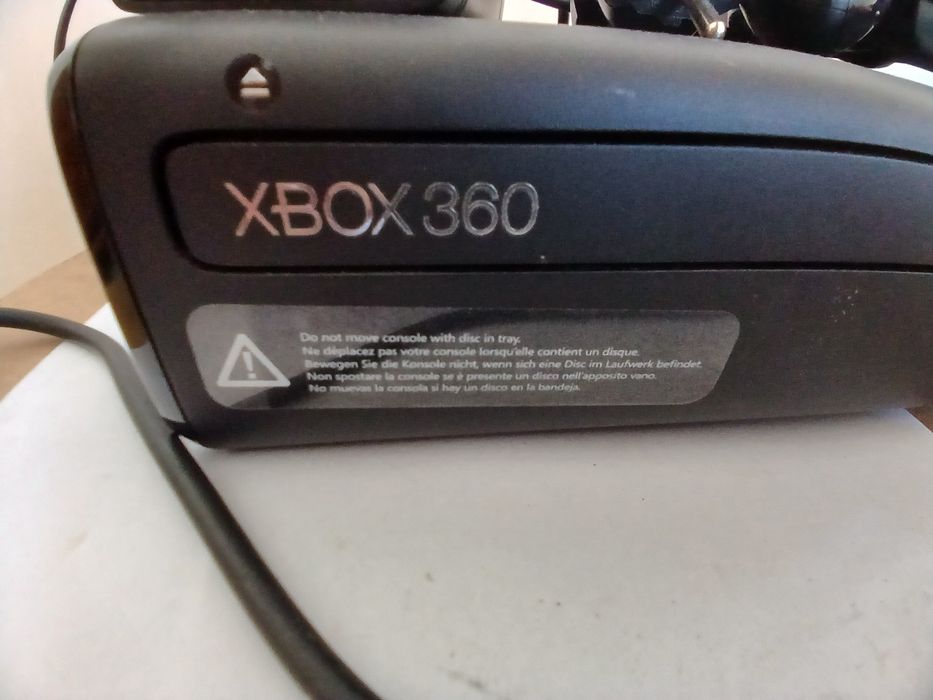 Игровая консоль Microsoft Xbox 360