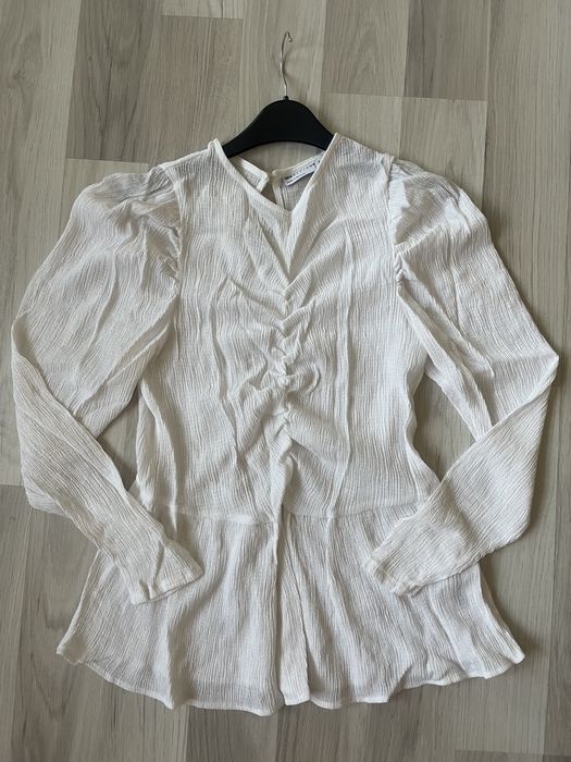 Блуза жіноча.