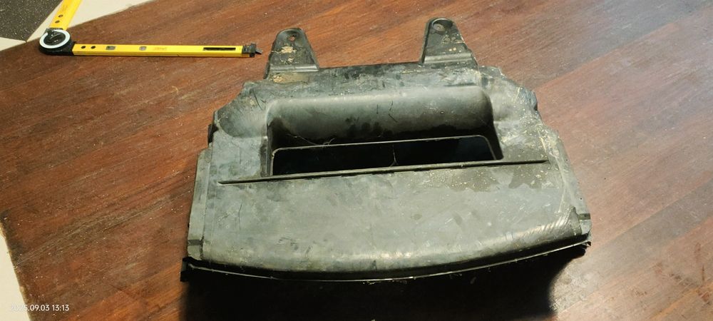 BMW E36 - Cobertura inferior do motor