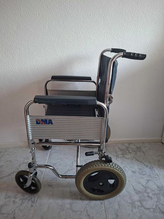 Cadeira de Rodas DMA