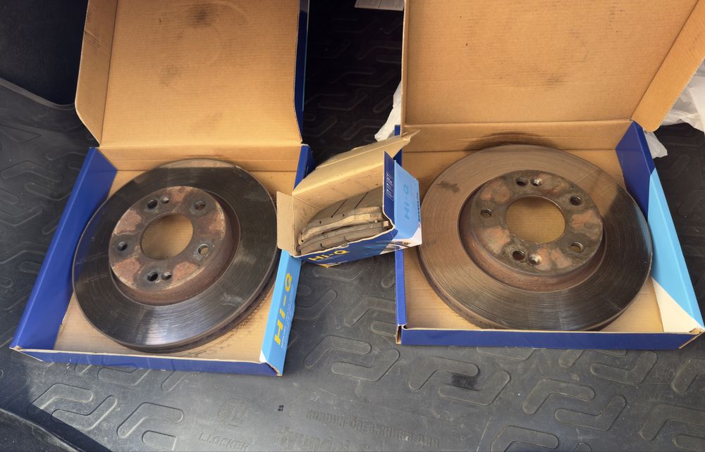 Диски гальмівні з колодками hyundai sonata 517123k010