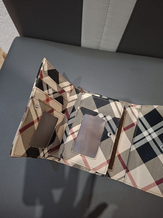 Portmonetka w krate Burberry
