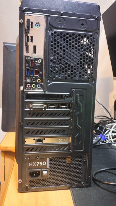 Komputer PC I7-6gen/32GB DDR4/256GB SSD+500GB HDD/GTX950/W11Pro