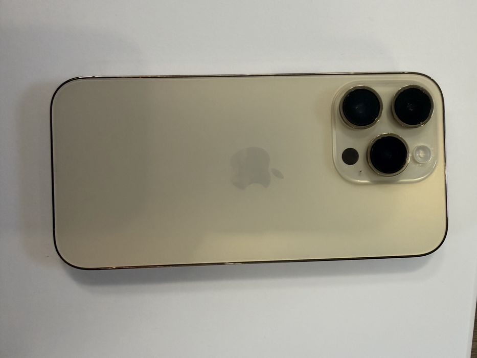 Iphone 14 Pro Gold 128Gb impecável com vários extras