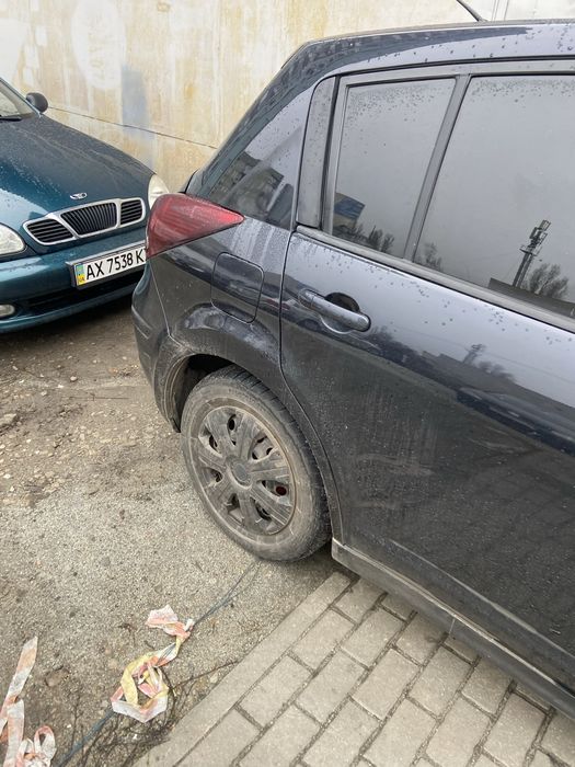 Ниссан тиида автомат 2007 год срочно