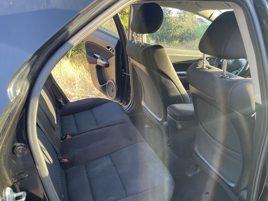 Honda Civic 1.4 i-VTEC Hatchback