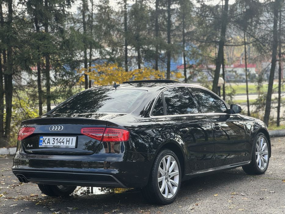 Audi A4B8 FL S-Line