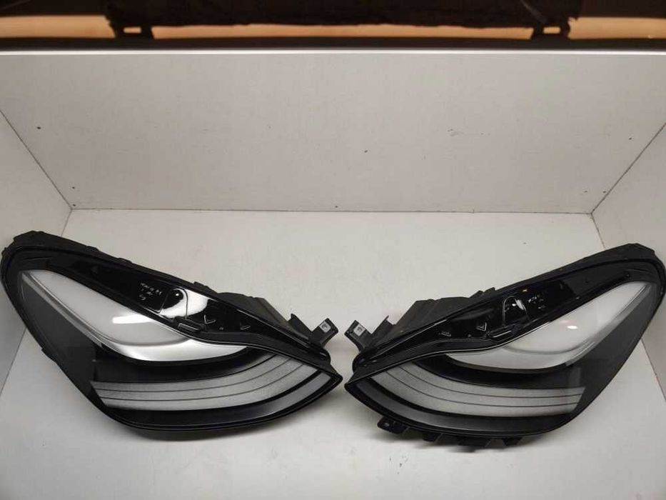 Tesla Model 3 Y фари рест дорест