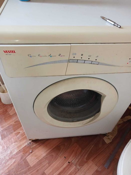 продам стиралку  б у