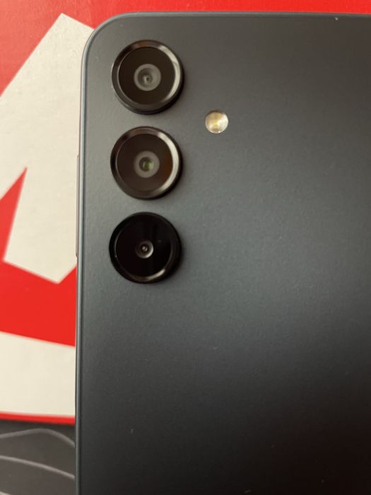 Samsung Galaxy A16 4/128GB • Новий • AMOLED 90Гц • 5000mAh