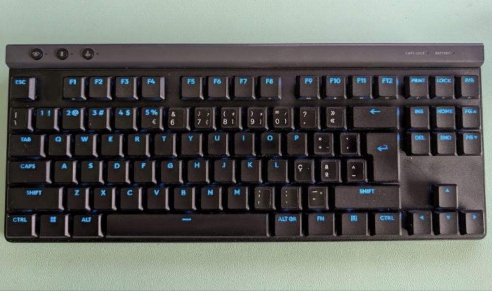 Teclado Logitech G515 TKL Lightspeed Wireless