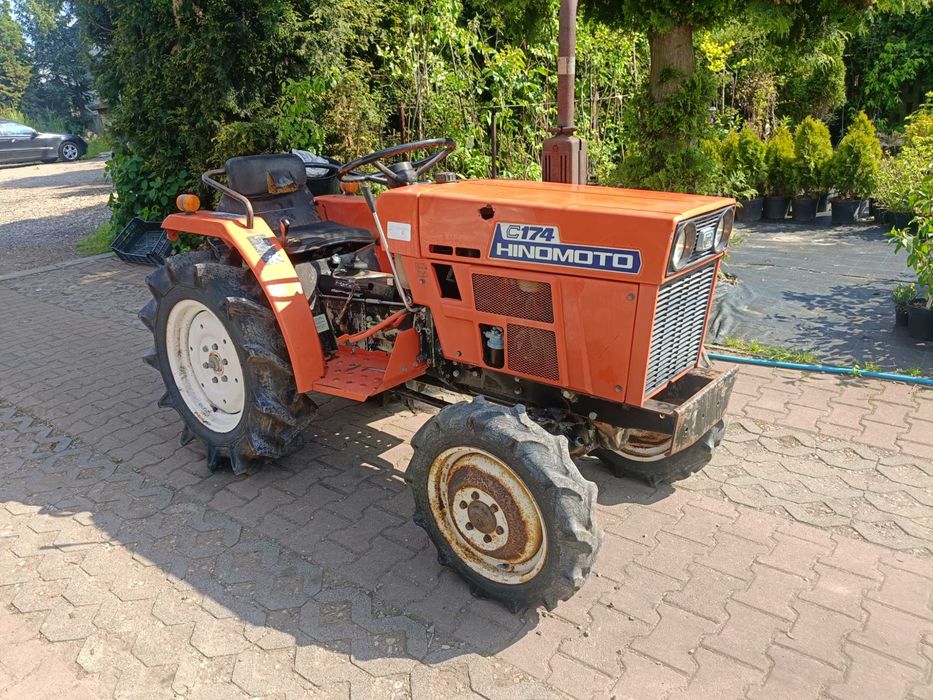 Minitraktor Hinomoto c174 4x4