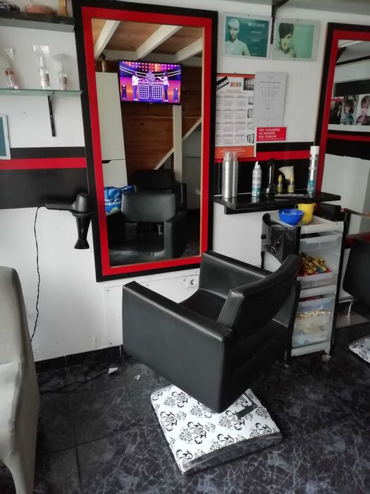 Espelho de cabeleireiro64729678384769120