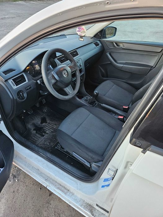 Skoda Rapid 1,6 TDI klimatyzacja, elektryczne szyby
