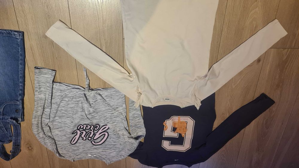 Zestaw, paka ubrań dla dziewczynki - rozmiar 128 cm