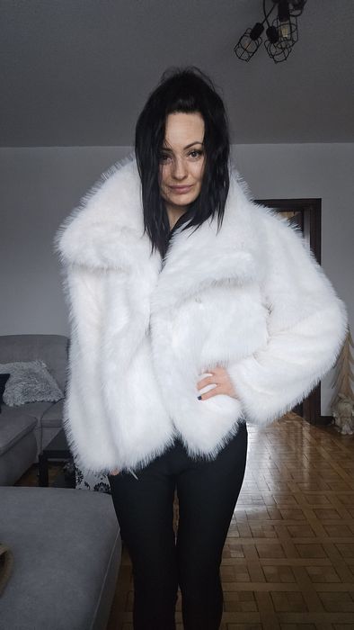 Viralowe futro futerko