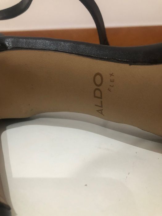 Sandálias pretas Aldo!