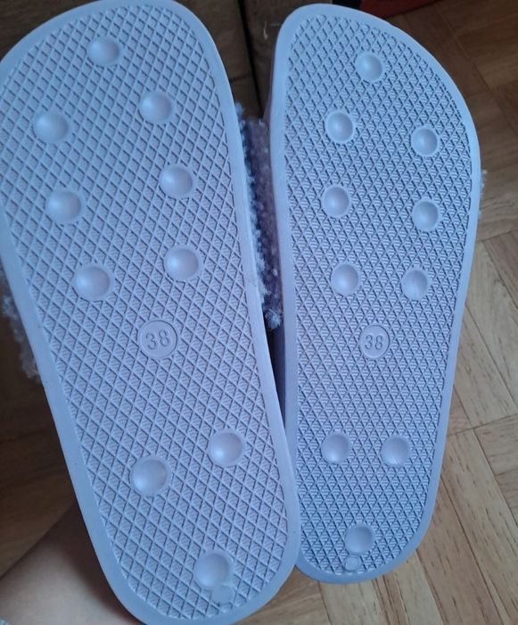 Klapki baranek Kubota 2 pary rozmiar 38