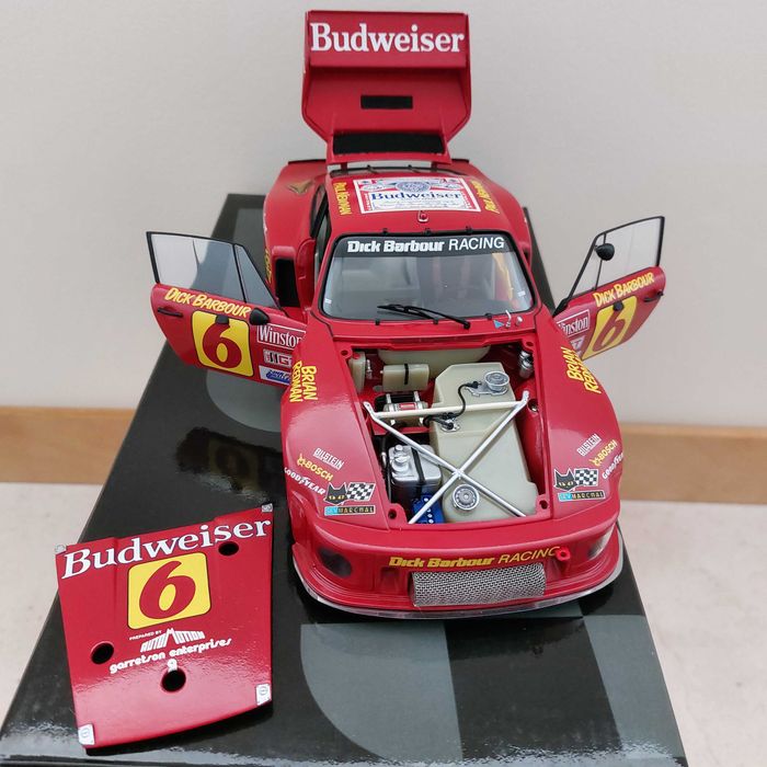 エグゾト 1/18 ポルシェ 935 ターボ Budweiser No.6 1/18 エグゾト RLG19107 ポルシェ 935 ターボ デイトナ 24H 1979 #6