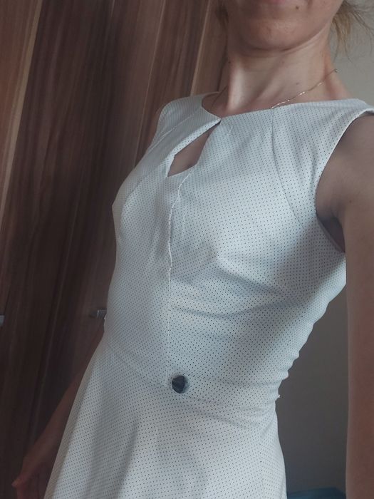 Śliczna biala sukienka Business look ORSAY rozm.34 xs