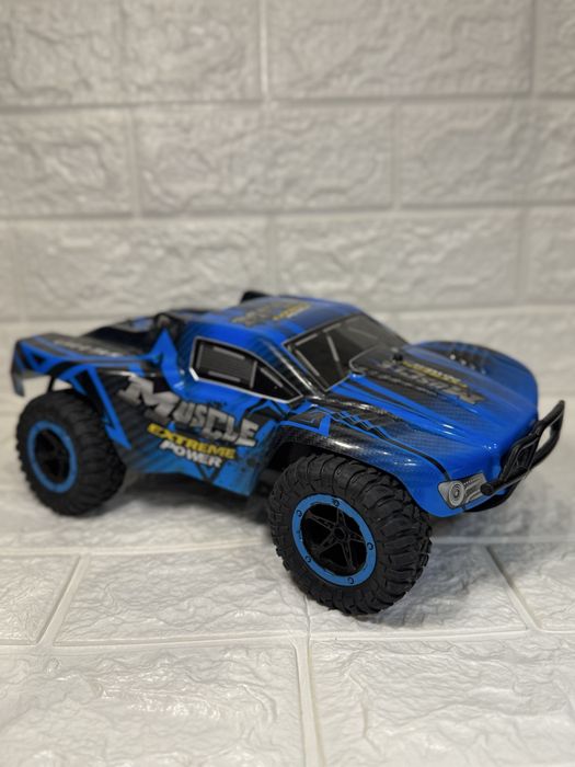 Машинка дитяча на радіоуправлінні