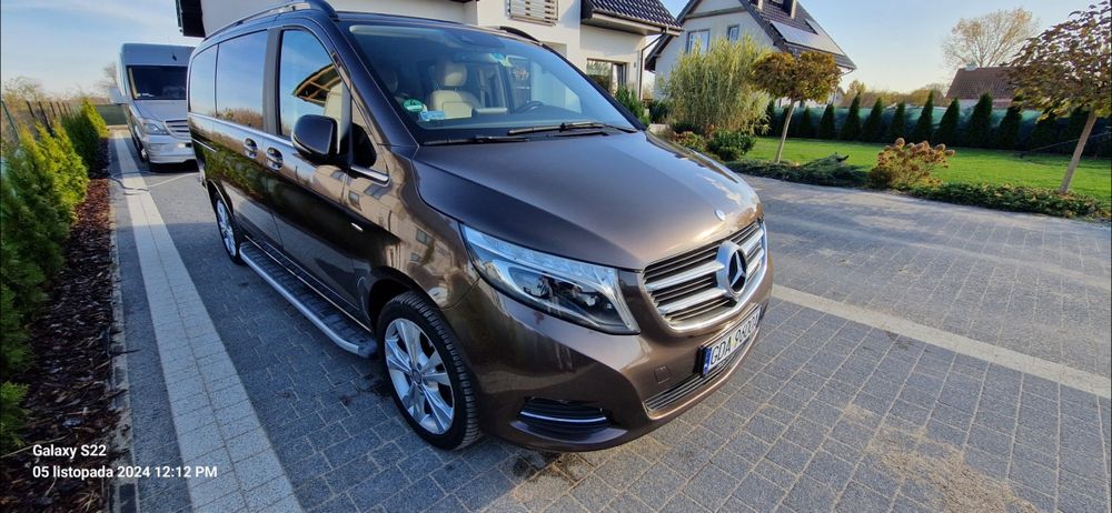 Przewóz osób VIP Mercedes V klasa