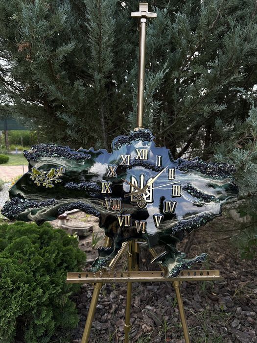 Годинник мапа України, настенные часы карта Украина из эпоксидной смол