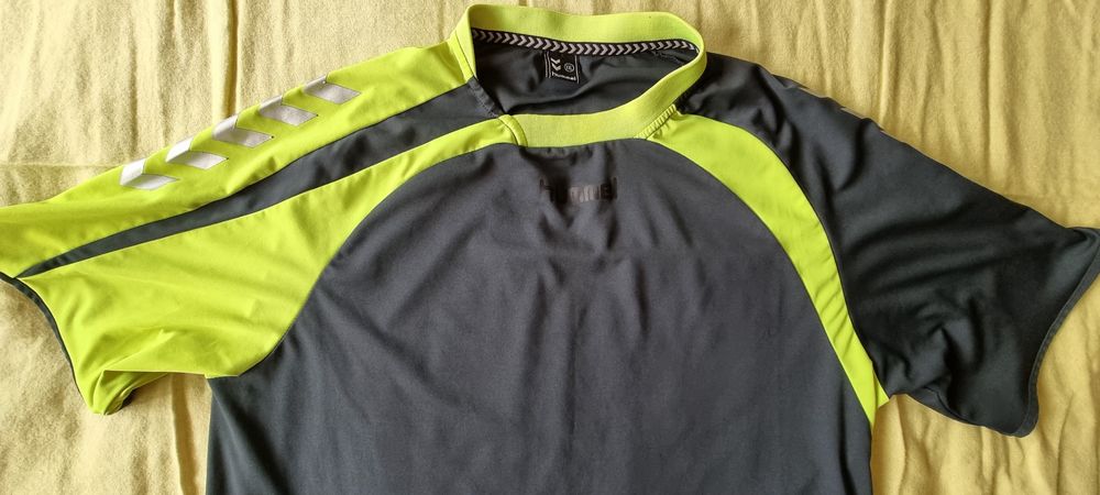 Koszulka firmy Hummel rozm. L