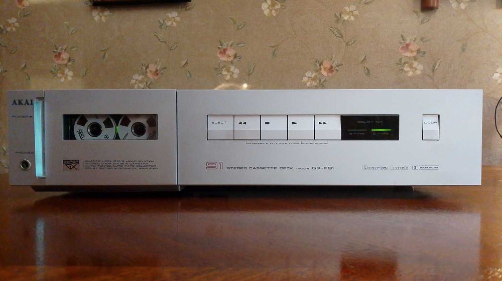 Кассетная дека AKAI GX-F91