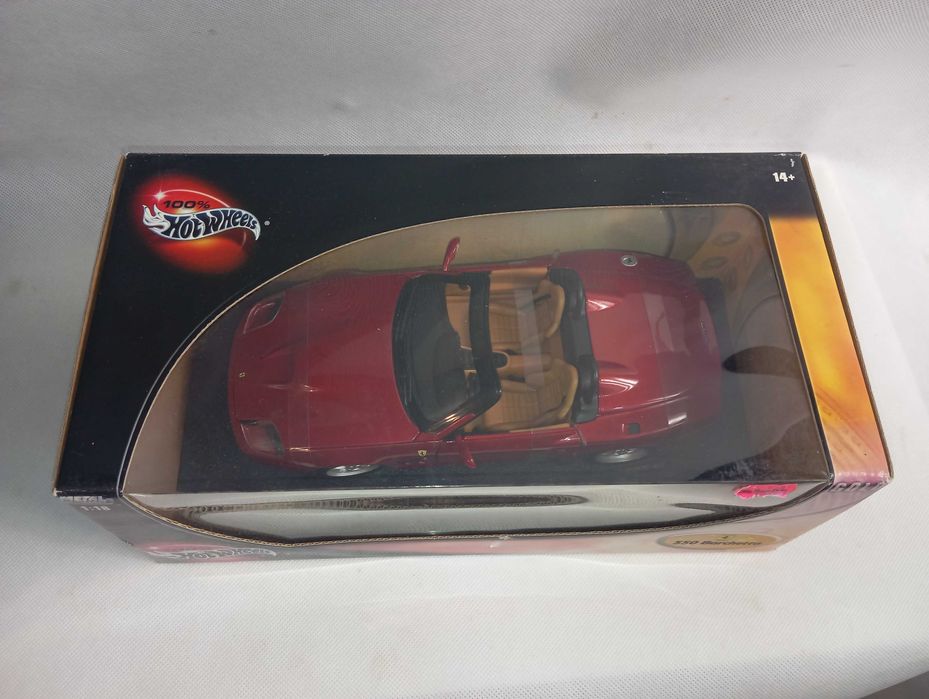 Hot Wheels Ferrari 550 Barchetta 1:18 Gold