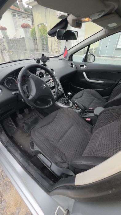 Peugeot 308 SW 1.6 HDi (2010) – Teto Panorâmico