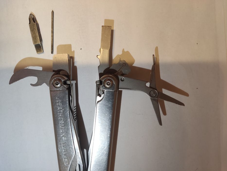 Leatherman Wave інструмент