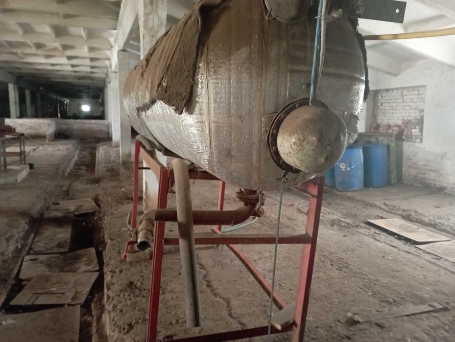 Продам бочку з теннами 1,5м3