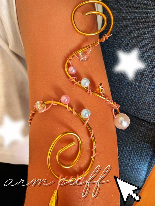 Bracelete (arm cuff)