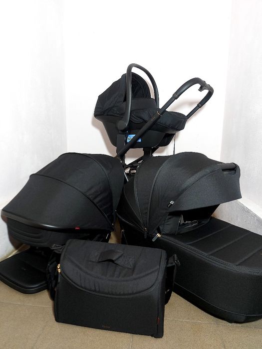 Коляска CARRELLO Epica 2025 року ШОУРУМ 2/1 також 3/1
