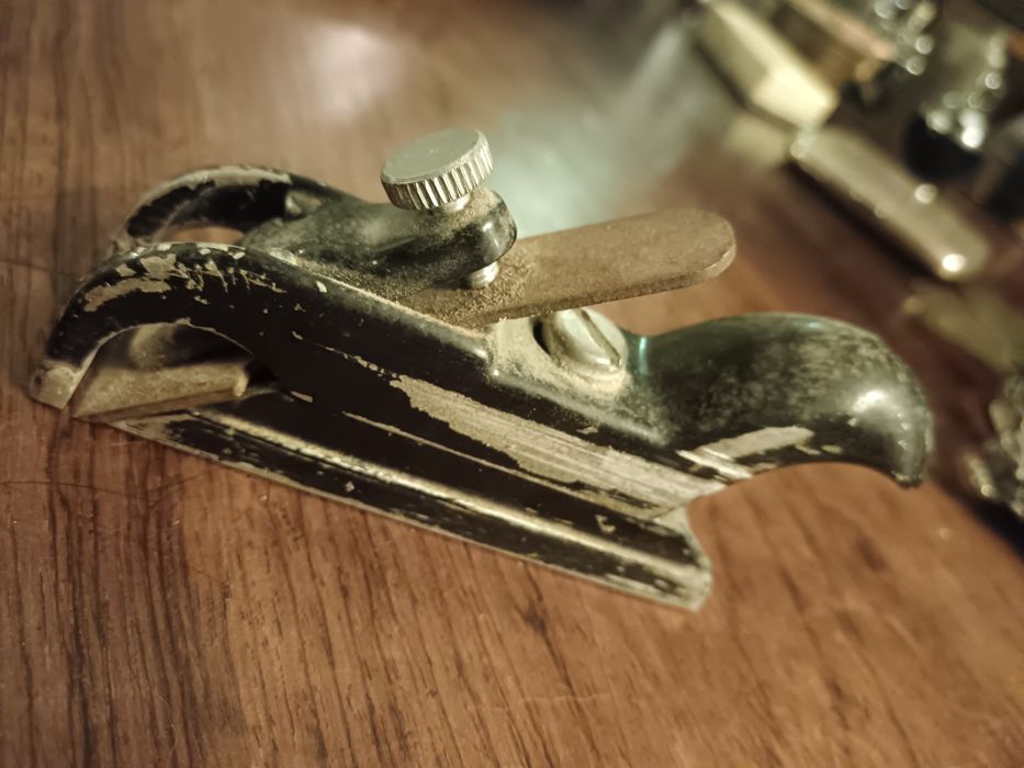 Pequena plaina de cauda de esquilo