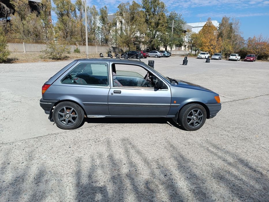 Ford Fiesta mk3 1990г