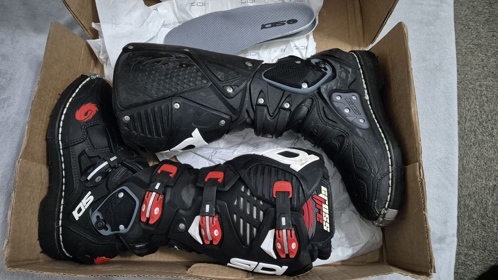 Airoh Commander 2 , sidi 3 srs, ufo , рукавиці (не Fox,LS2,Acerbis)