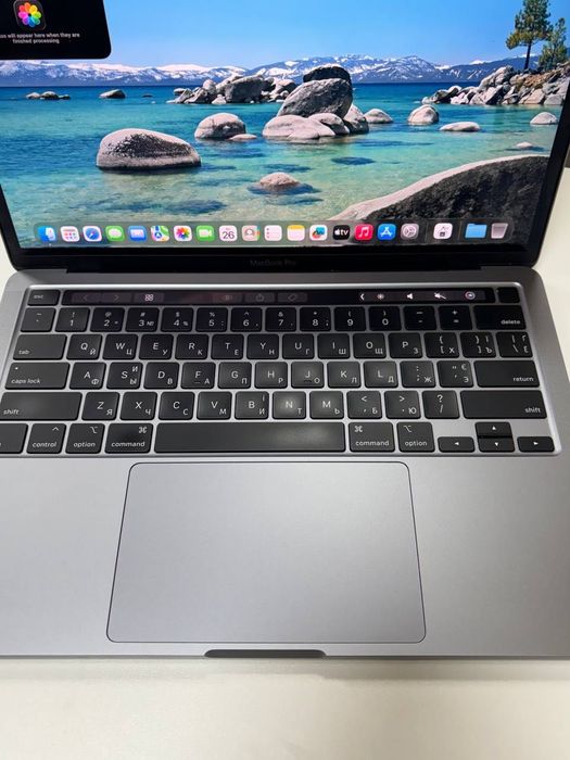 Ноутбук Macbook Pro 13 2020 i5 32 RAM/ 512 SSD