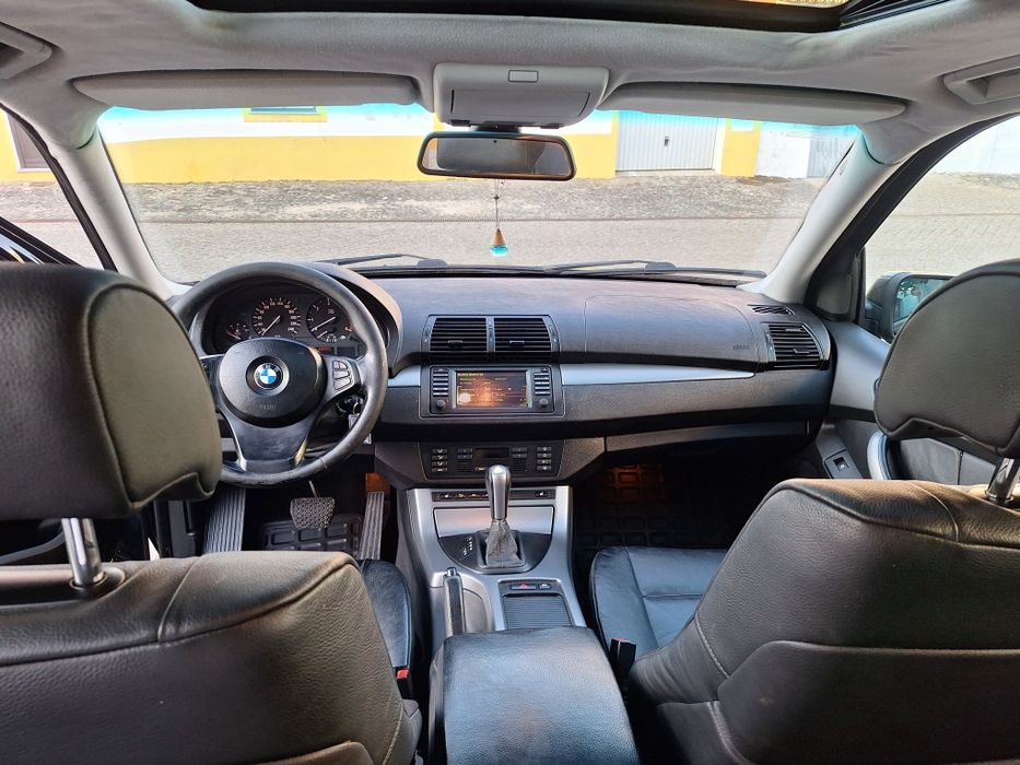 Vende-se Suv BMW x5 3.0 E53 218cv caixa automática de 6v