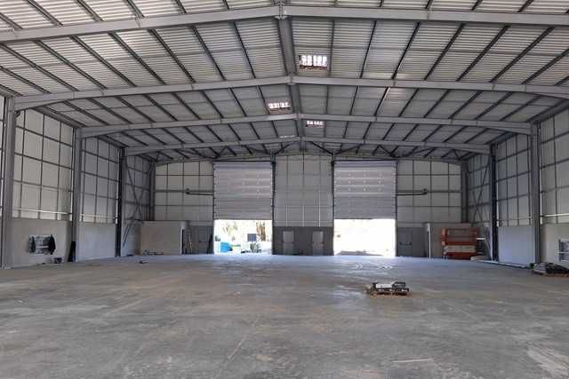 Lojas na zona comercial do Montijo