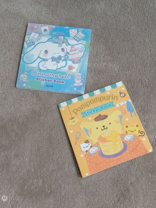 Książeczka naklejki sanrio