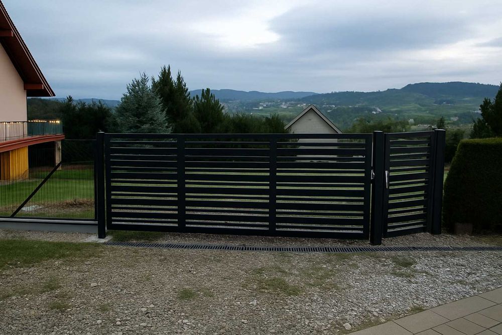 Ogrodzenie 3D 123 cm fi4 – komplet 49 zł/mb | Z podmurówką