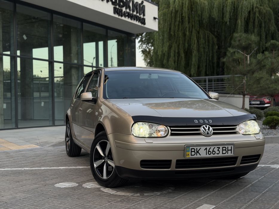 Продам Volkswagen Golf АВТОМАТ