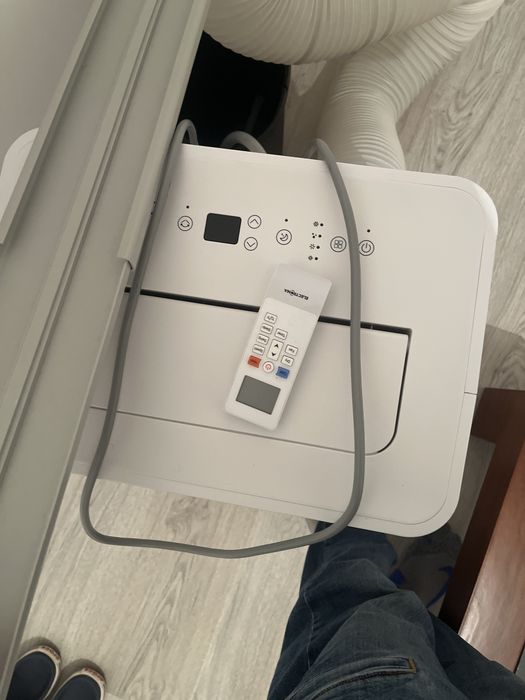 AC PORT ELECTRONIA ACBKYR41 (14000 BTU, Quente e Frio, Desumidificador, Função Ventoínha)