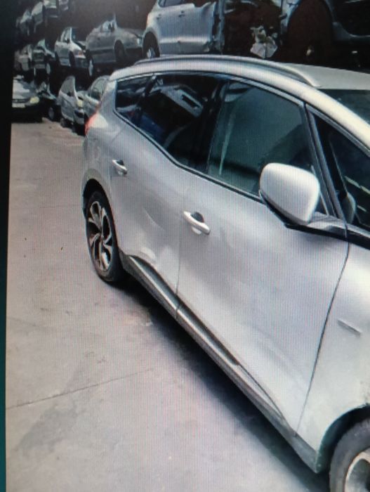 Renault Grande Scenic IV tampa mala 2016/2017/2018/2019/20/21/22/23/24